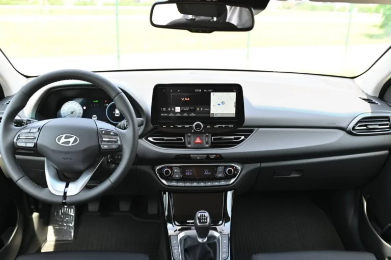 Hyundai i30 1.0 T-GDi FAMILY 6MT MY26 | Begam Trnava