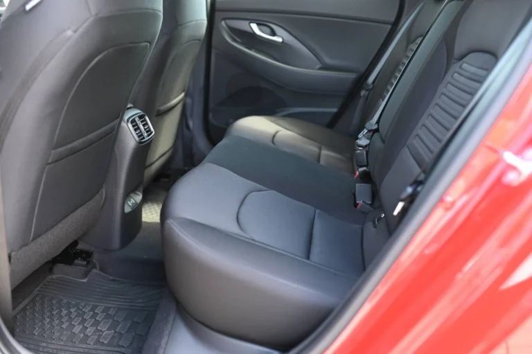 Hyundai i30 1.0 T-GDi FAMILY 6MT MY26 | Begam Trnava