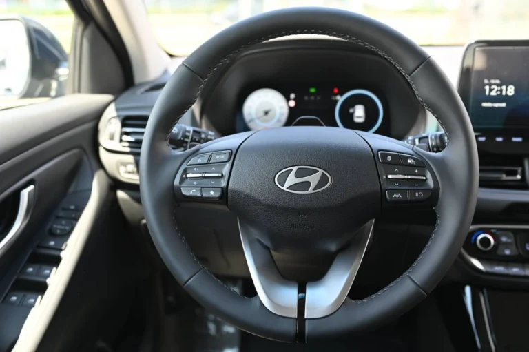 Hyundai i30 1.6 T-GDi FAMILY 7DCT MY26 | Begam Trnava