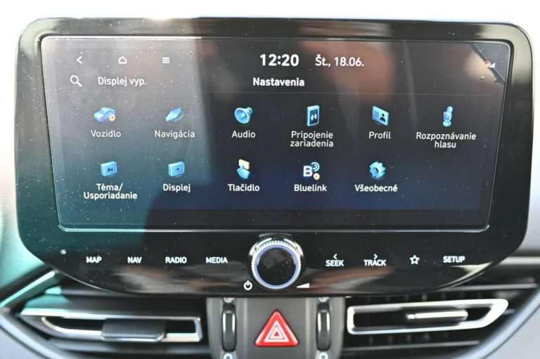 Hyundai i30 1.6 T-GDi FAMILY 7DCT MY26 | Begam Trnava