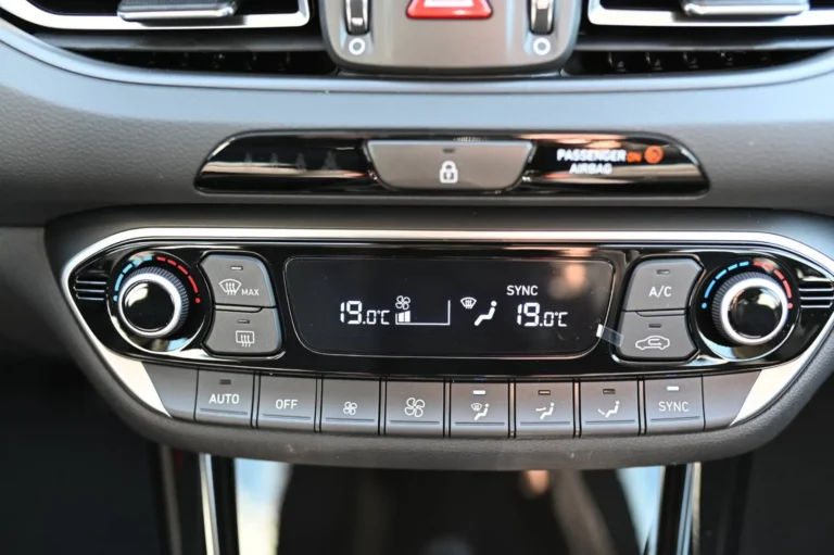 Hyundai i30 CW 1.0 T-GDi FAMILY 6MT MY26 | Begam Trnava
