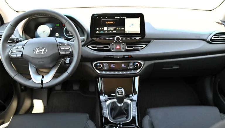 Hyundai i30 CW 1.0 T-GDi FAMILY 6MT MY26 | Begam Trnava