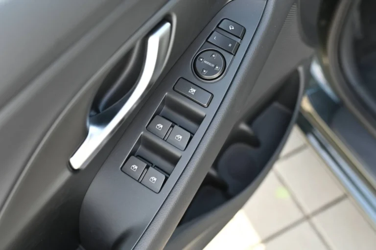 Hyundai i30 CW 1.6 T-GDi STYLE 7DCT MY26 | Begam Trnava