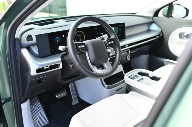 Hyundai Ioniq 9 7S Premium 4x4 BEV 110kWh 226kW | Begam Trnava