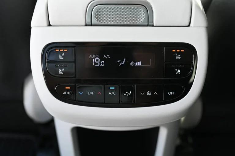Hyundai Ioniq 9 7S Premium 4x4 BEV 110kWh 226kW | Begam Trnava
