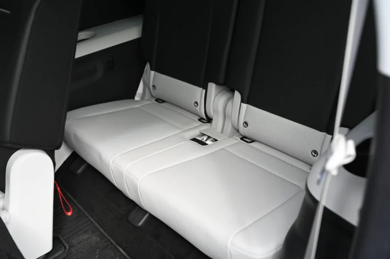Hyundai Ioniq 9 7S Premium 4x4 BEV 110kWh 226kW | Begam Trnava