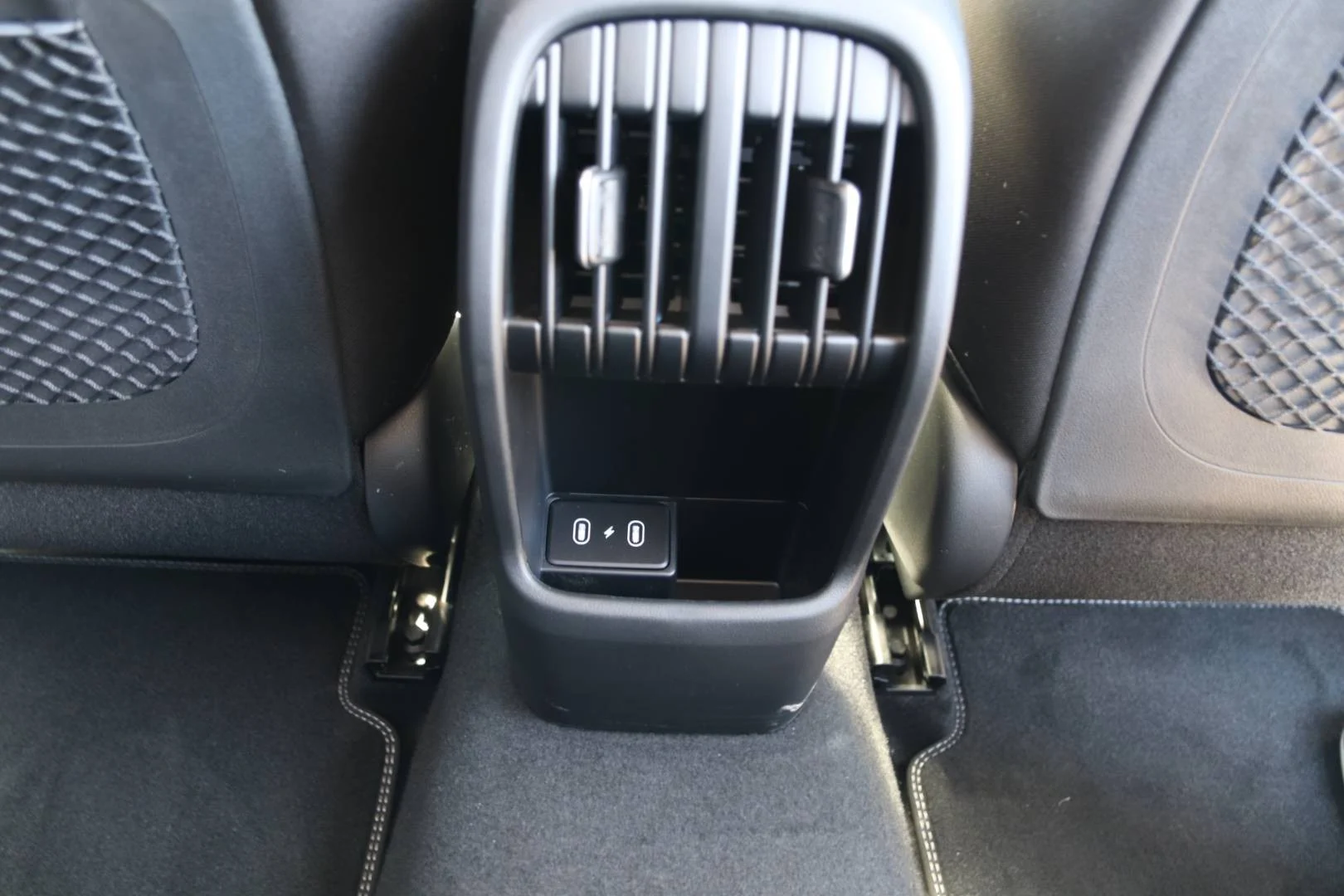 Hyundai Kona 1.6 T-GDi Family A/T | Begam Trnava