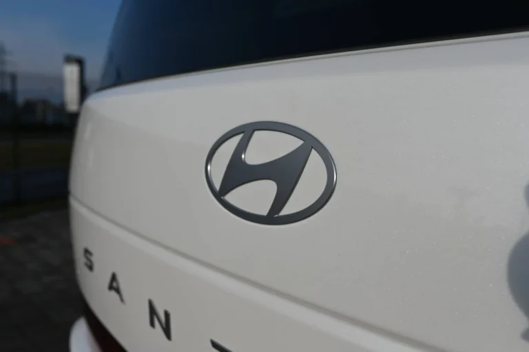 Hyundai Santa Fe MX5 7S 1.6T PHEV PREMIUM MY26 | Begam Trnava