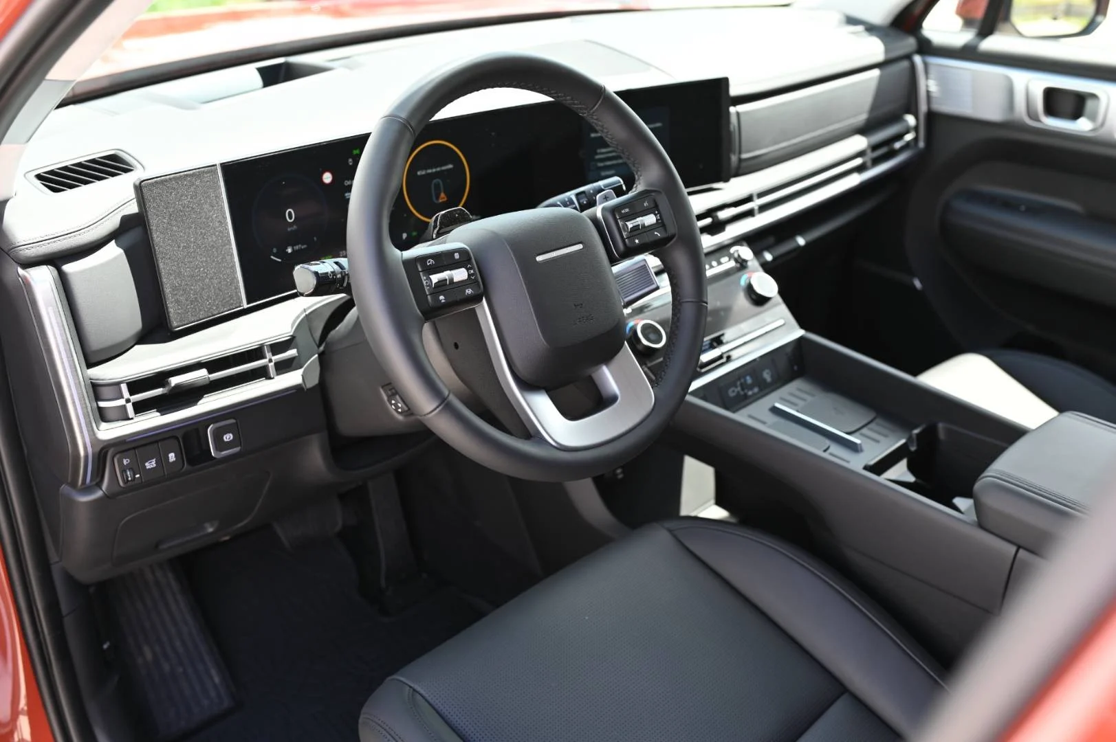 Hyundai Santa Fe PREMIUM 5S 4X4 1,6T-GDi HEV MY2025 | Begam Trnava