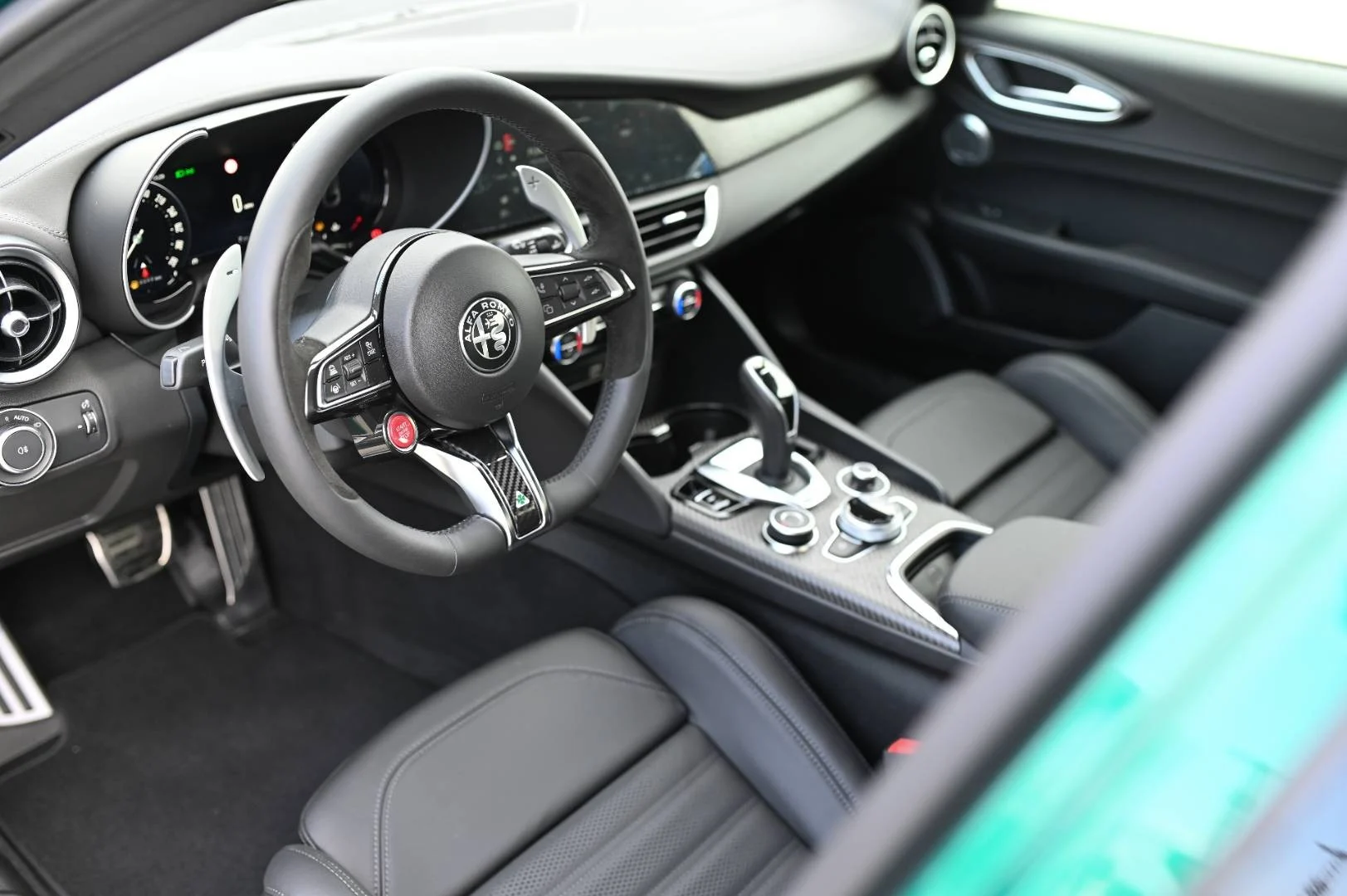 Alfa Romeo Giulia Quadrifoglio 2.9 V6 Bi-Turbo AT | Begam Trnava