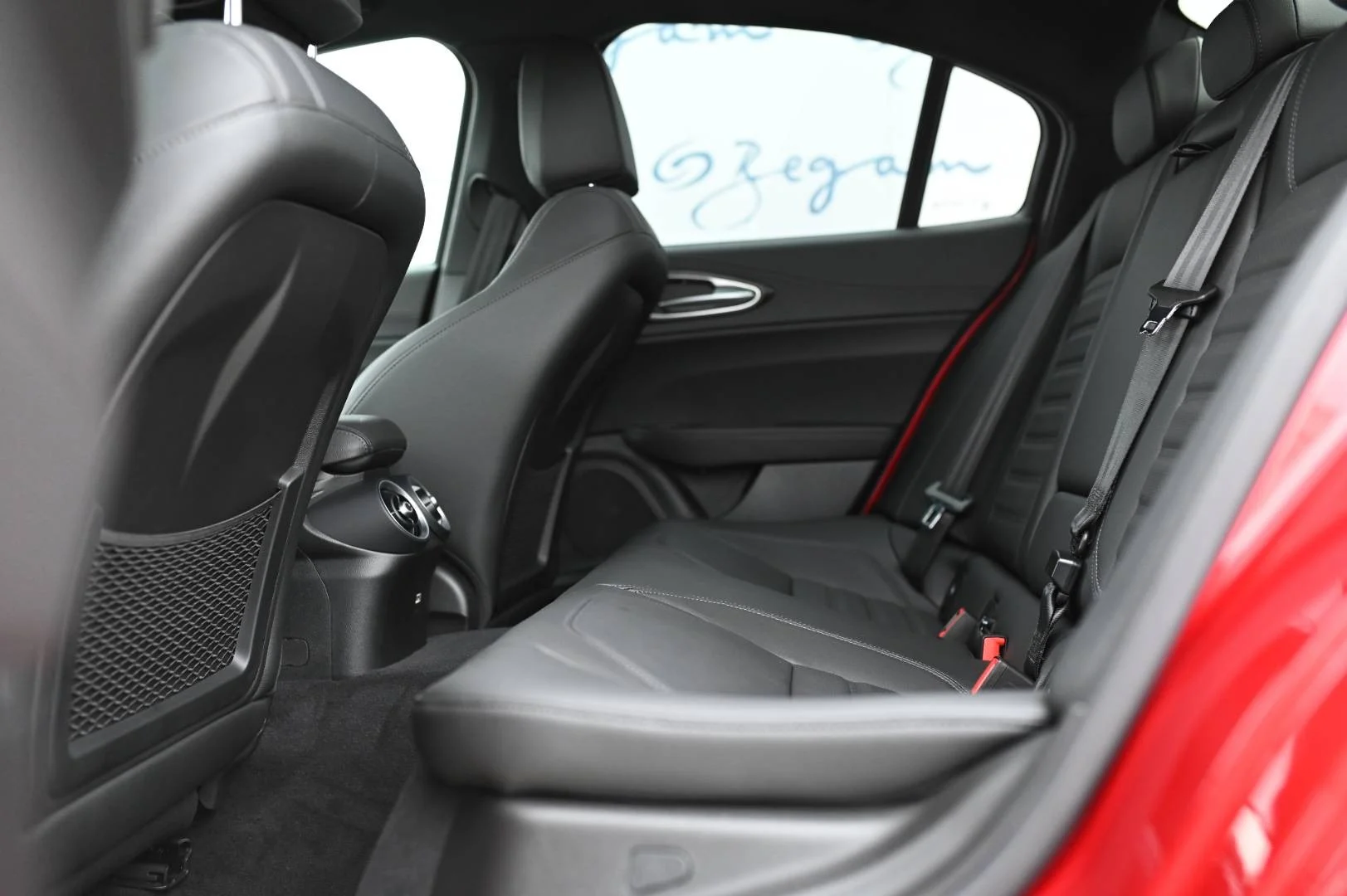 Alfa Romeo Giulia Quadrifoglio 2.9 V6 Bi-Turbo AT | Begam Trnava