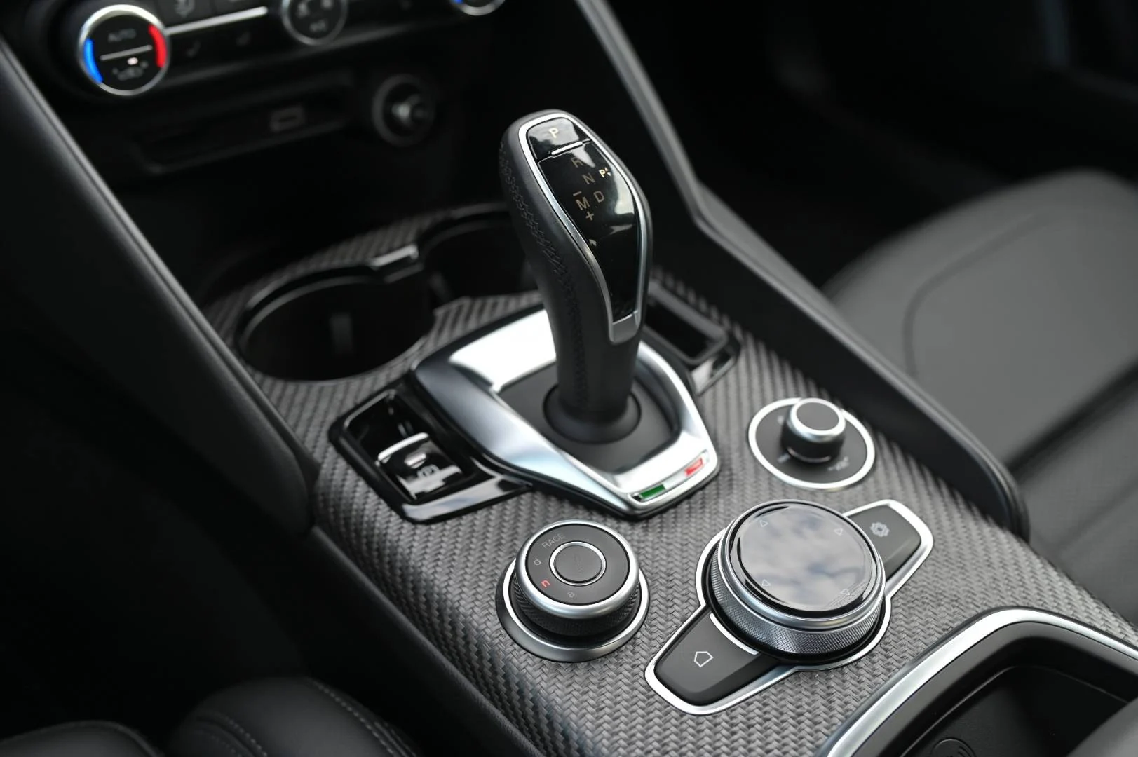 Alfa Romeo Giulia Quadrifoglio 2.9 V6 Bi-Turbo AT | Begam Trnava