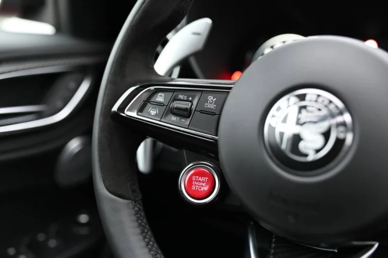 Alfa Romeo Giulia Quadrifoglio 2.9 V6 Bi-Turbo AT | Begam Trnava