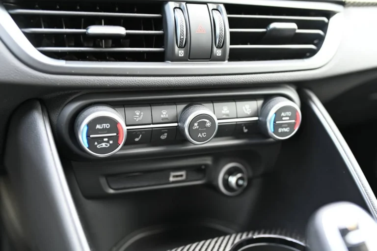Alfa Romeo Giulia Quadrifoglio 2.9 V6 Bi-Turbo AT | Begam Trnava