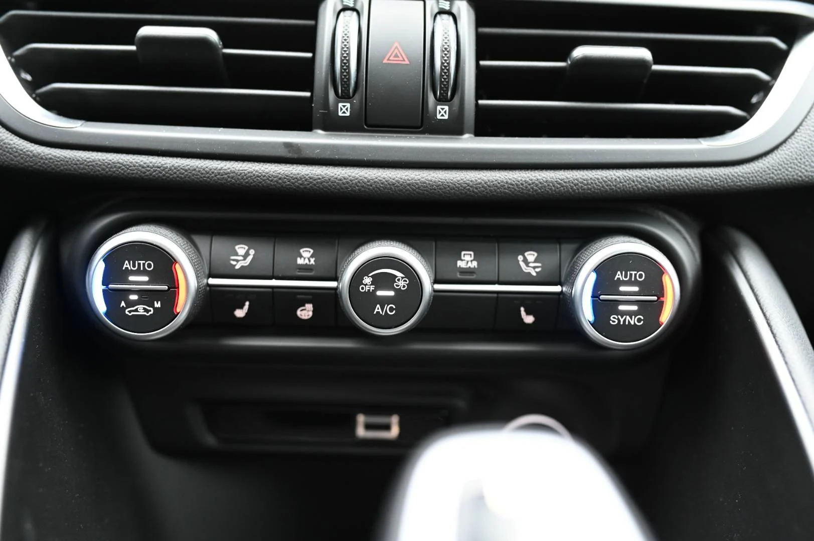 Alfa Romeo Giulia Quadrifoglio 2.9 V6 Bi-Turbo AT | Begam Trnava