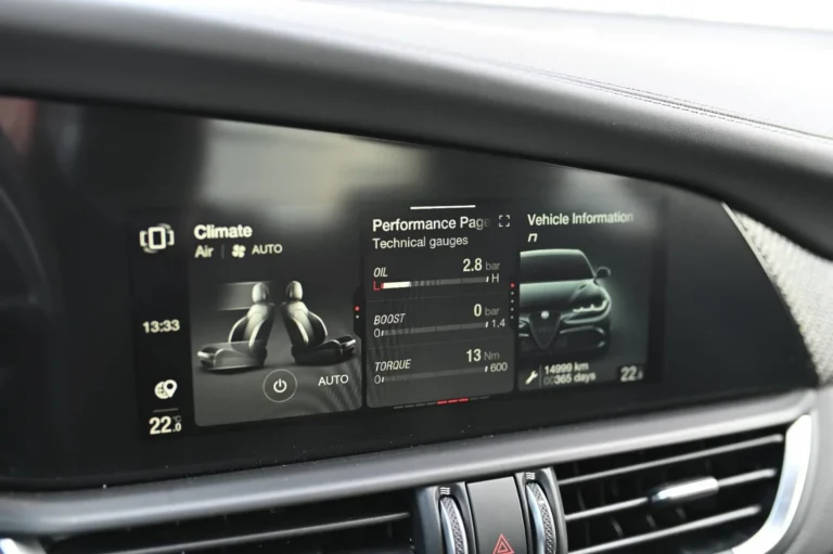 Alfa Romeo Giulia Quadrifoglio 2.9 V6 Bi-Turbo AT | Begam Trnava