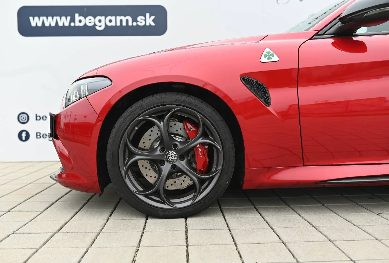 Alfa Romeo Giulia Quadrifoglio 2.9 V6 Bi-Turbo AT | Begam Trnava