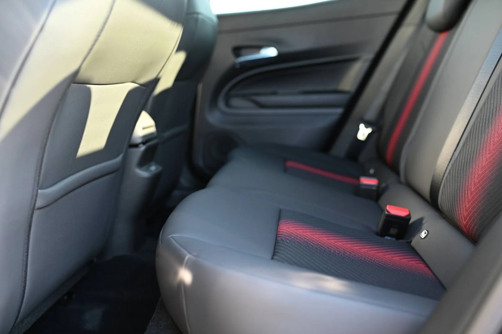Alfa Romeo Junior 1.2T Hybrid 145k 6AT SPECIALE | Begam Trnava