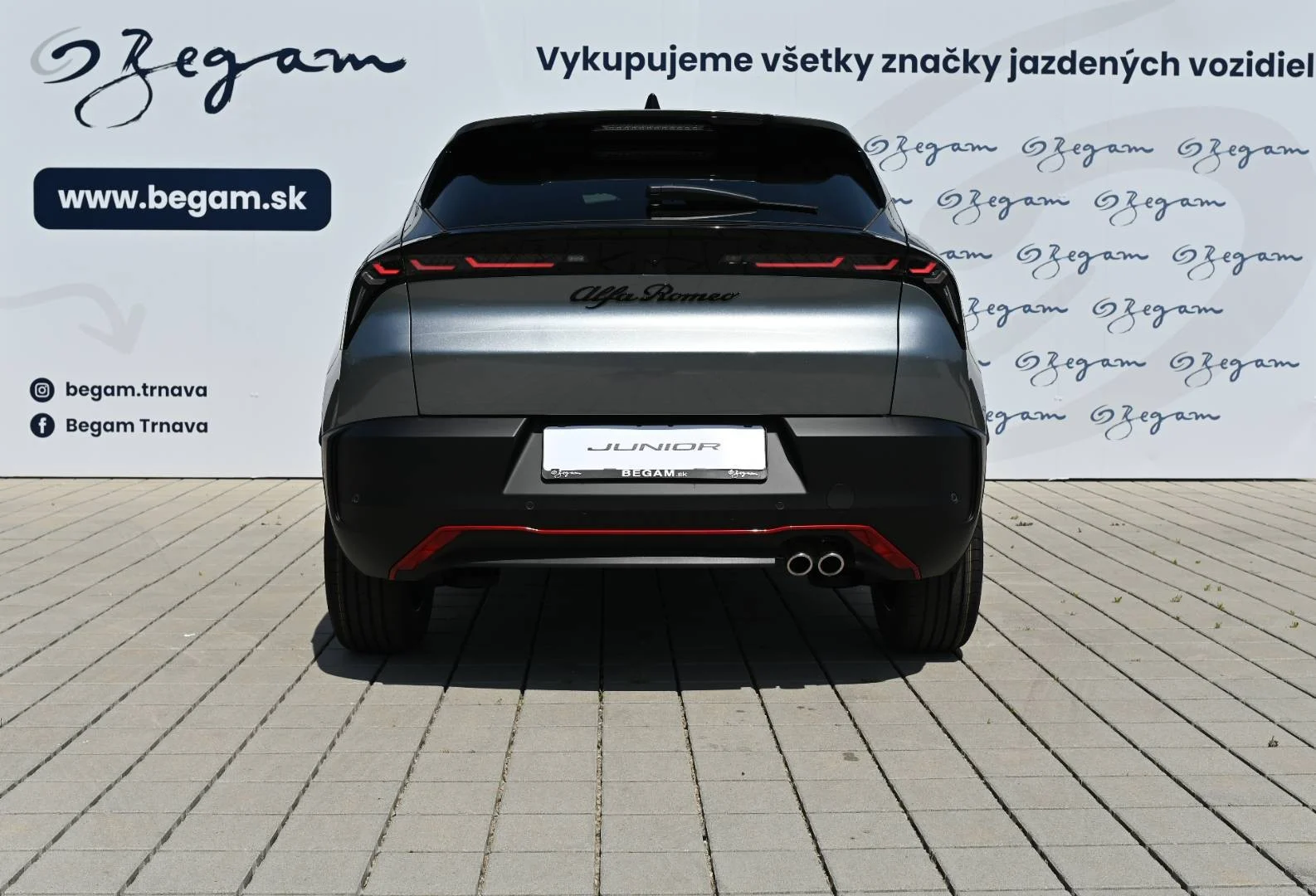 Alfa Romeo Junior 1.2T Hybrid 145k 6AT SPECIALE | Begam Trnava