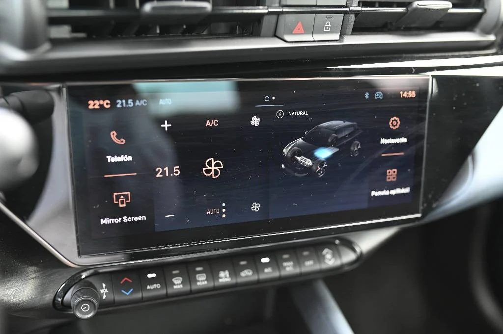Alfa Romeo Junior Elettrica 54 kWh | Begam Trnava