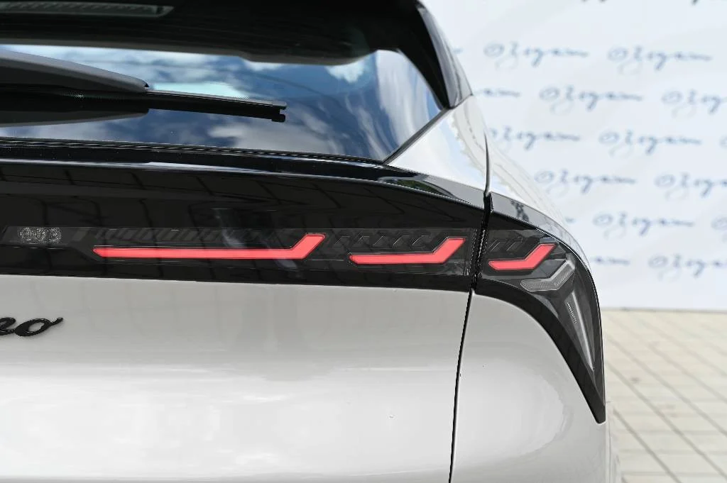 Alfa Romeo Junior Elettrica 54 kWh | Begam Trnava