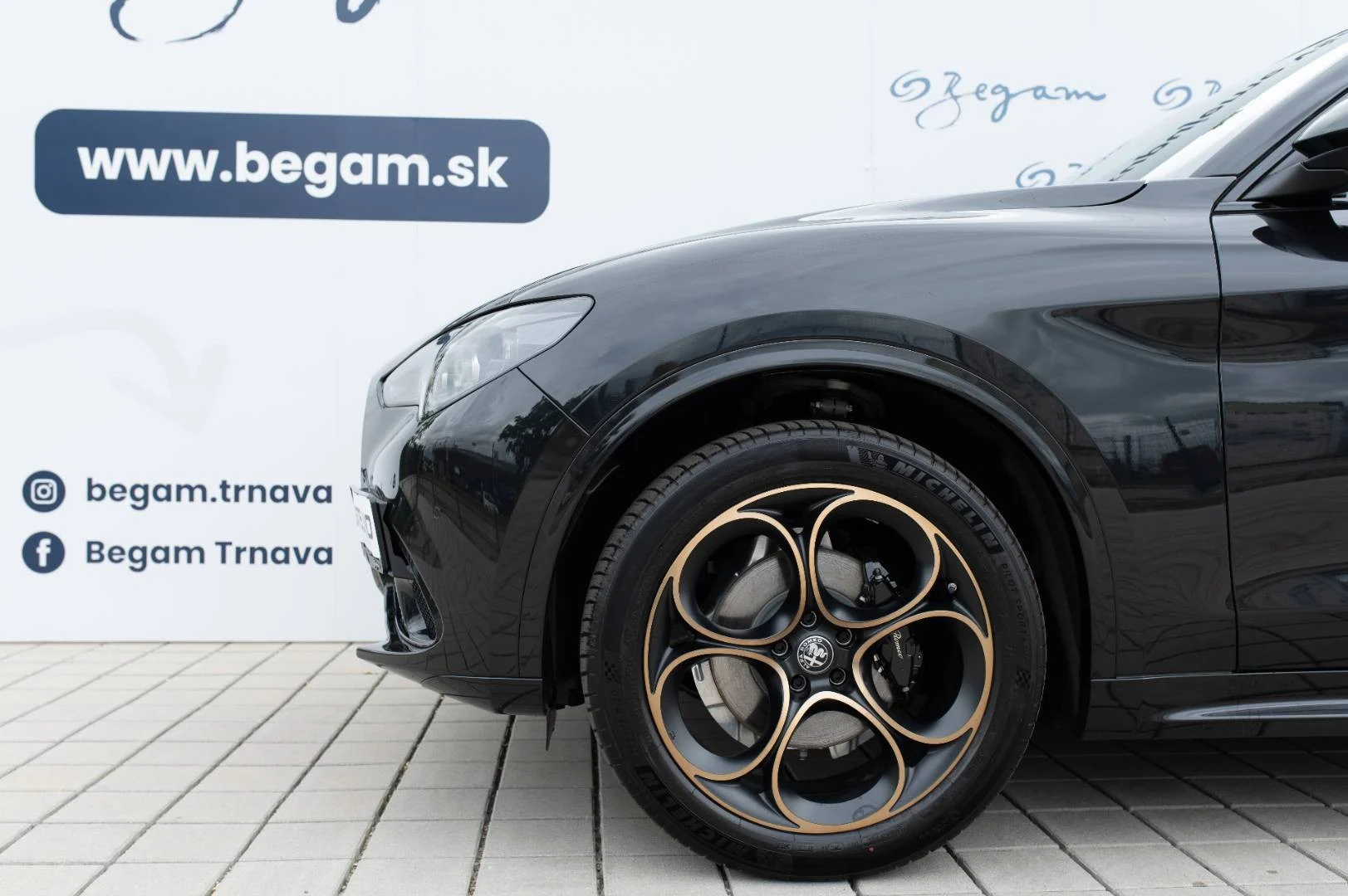 Alfa Romeo Stelvio 2.0 Turbo INTENSA Q4 A/T | Begam Trnava