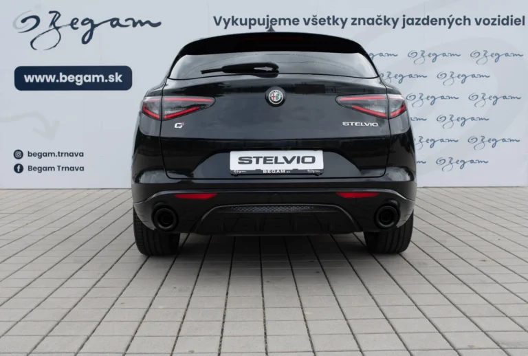 Alfa Romeo Stelvio 2.0 Turbo INTENSA Q4 A/T | Begam Trnava