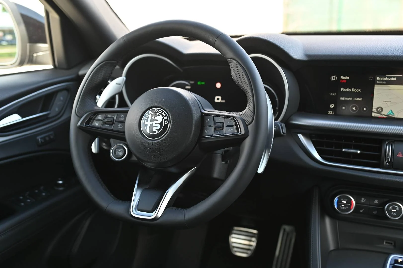 Alfa Romeo Stelvio 2.0 Turbo Veloce Q4 A/T | Begam Trnava