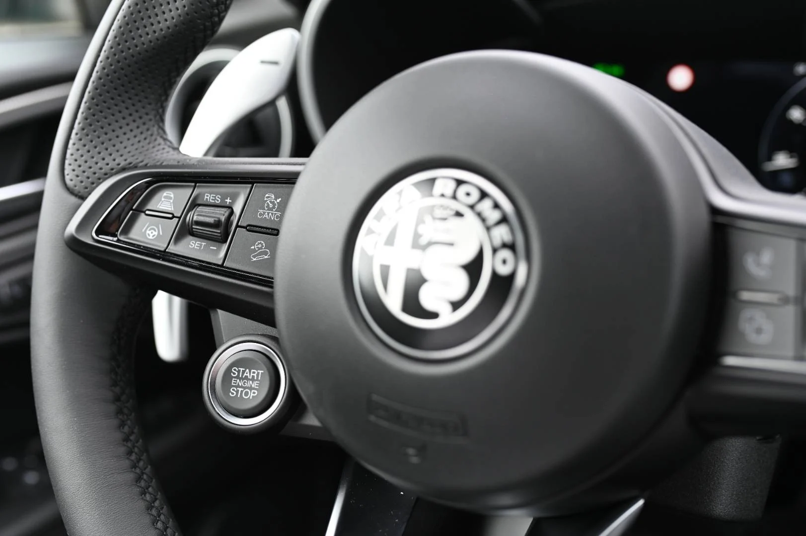 Alfa Romeo Stelvio 2.0 Turbo Veloce Q4 A/T | Begam Trnava