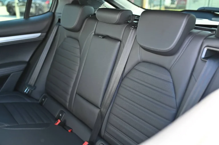 Alfa Romeo Stelvio 2.0 Turbo Veloce Q4 A/T | Begam Trnava