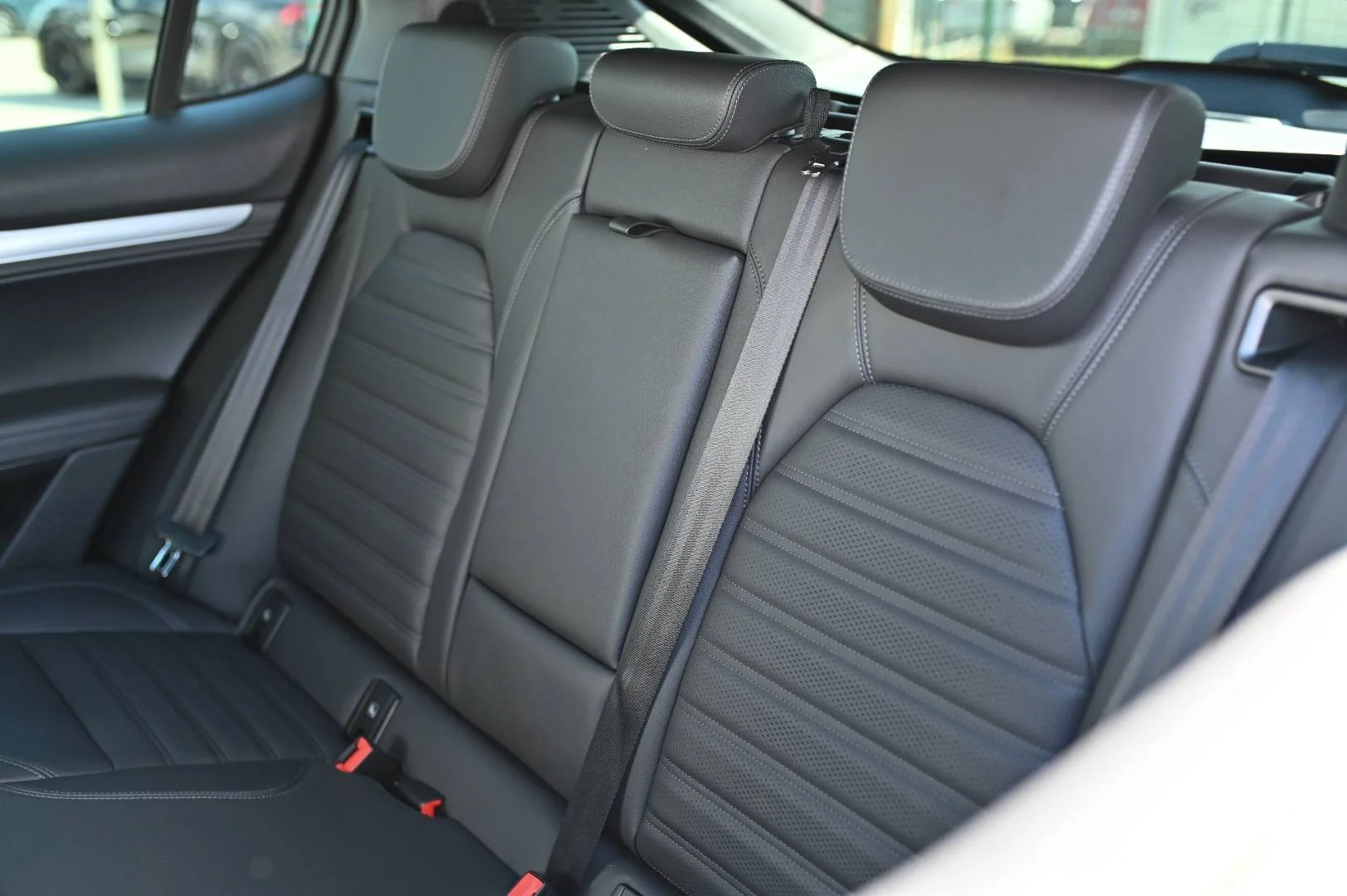 Alfa Romeo Stelvio 2.0 Turbo Veloce Q4 A/T | Begam Trnava