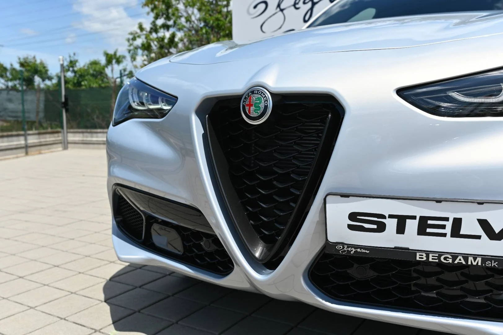 Alfa Romeo Stelvio 2.0 Turbo Veloce Q4 A/T | Begam Trnava