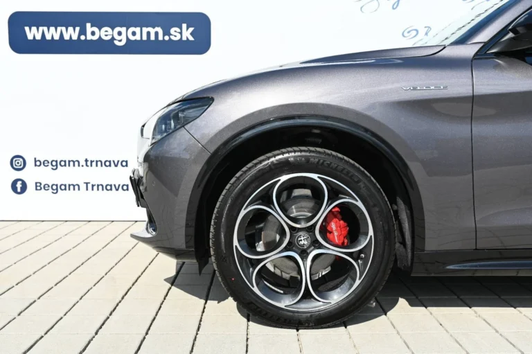 Alfa Romeo Stelvio 2.0 Turbo Veloce Q4 A/T | Begam Trnava