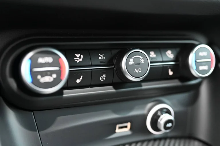 Alfa Romeo Stelvio Quadrifoglio 2.9 V6 Bi-Turbo AWD A/T | Begam Trnava