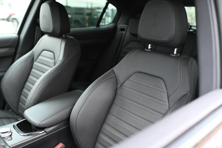 Alfa Romeo Stelvio Quadrifoglio 2.9 V6 Bi-Turbo AWD A/T | Begam Trnava
