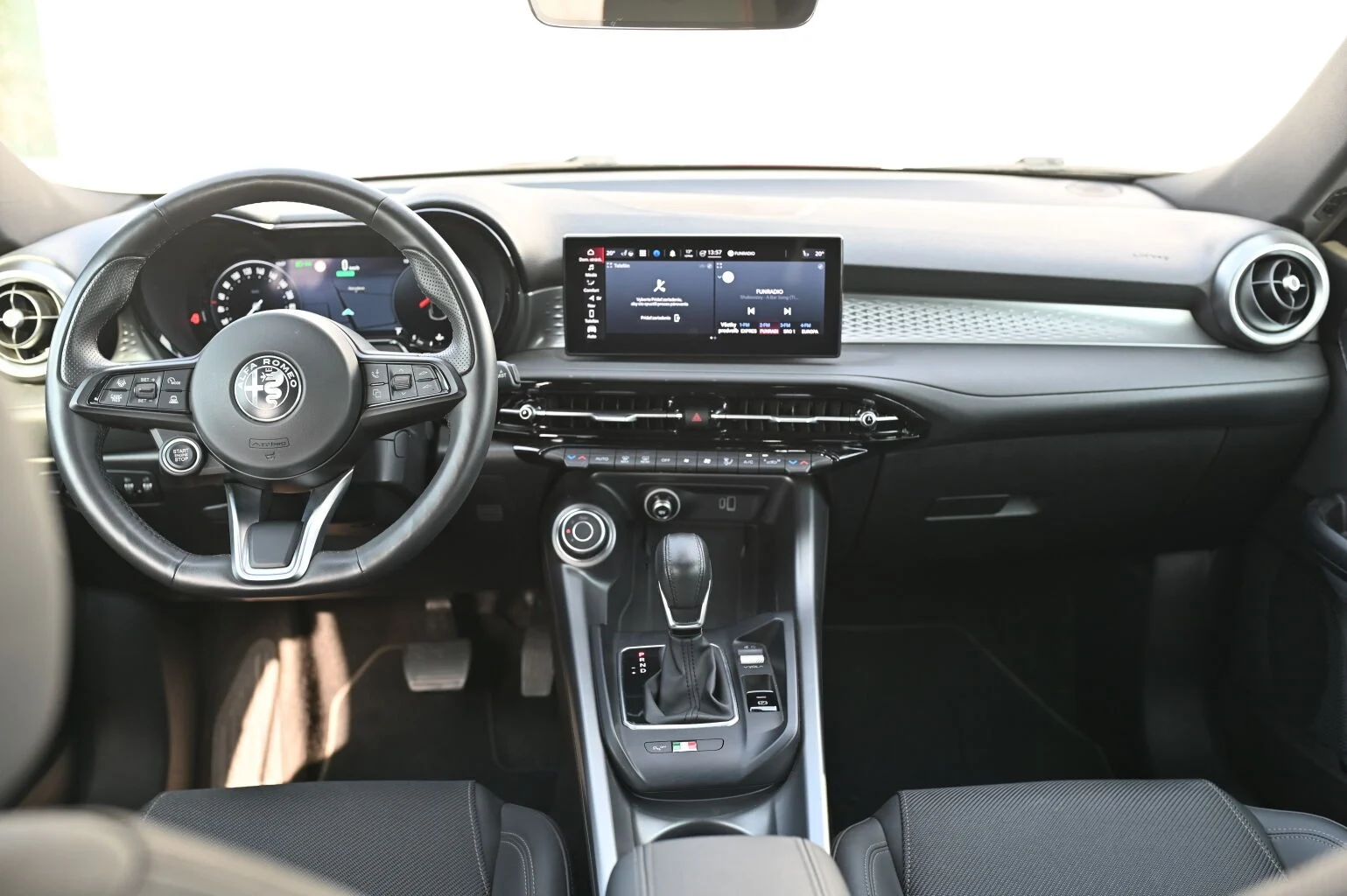 Alfa Romeo Tonale SPRINT 1.5 e-Hybrid 130k | Begam Trnava