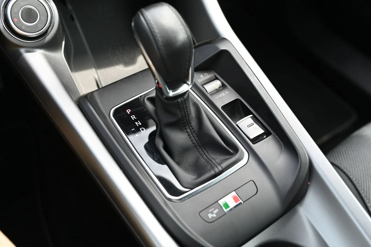 Alfa Romeo Tonale TI 1.5 e-Hybrid 160k | Begam Trnava