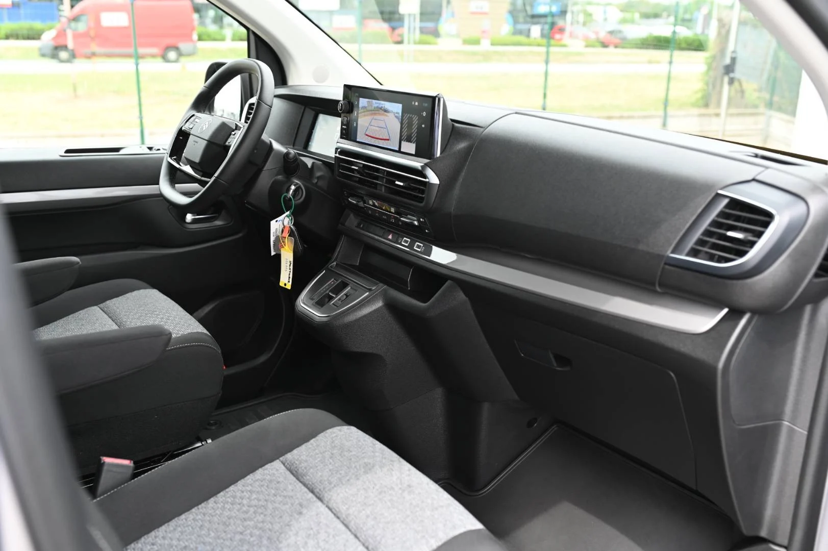 Citroën Spacetourer 2.0 BlueHDi 180 S&S Business L2 A/T | Begam Trnava