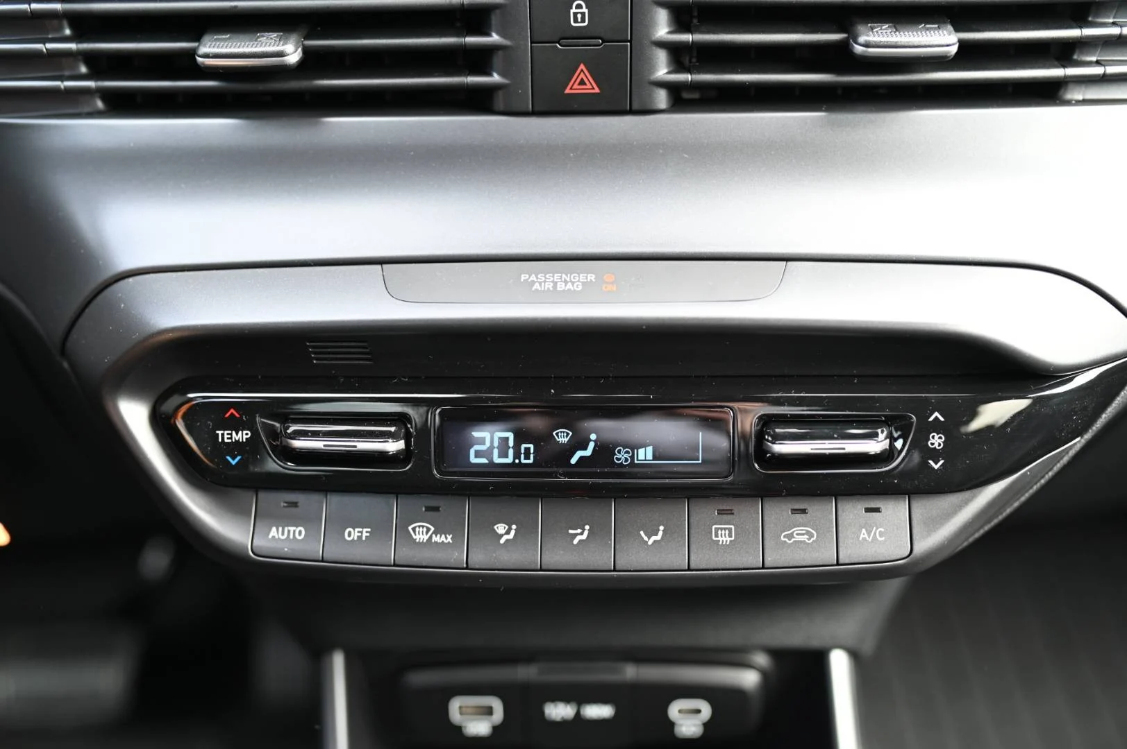 Hyundai i20 1.0 T-GDi Black Edition A/T | Begam Trnava