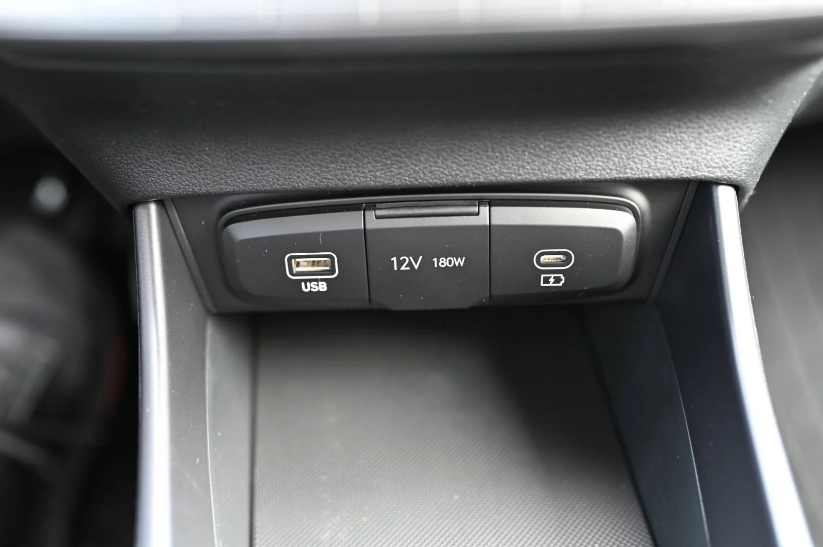 Hyundai i20 1.0 T-GDi Black Edition A/T | Begam Trnava