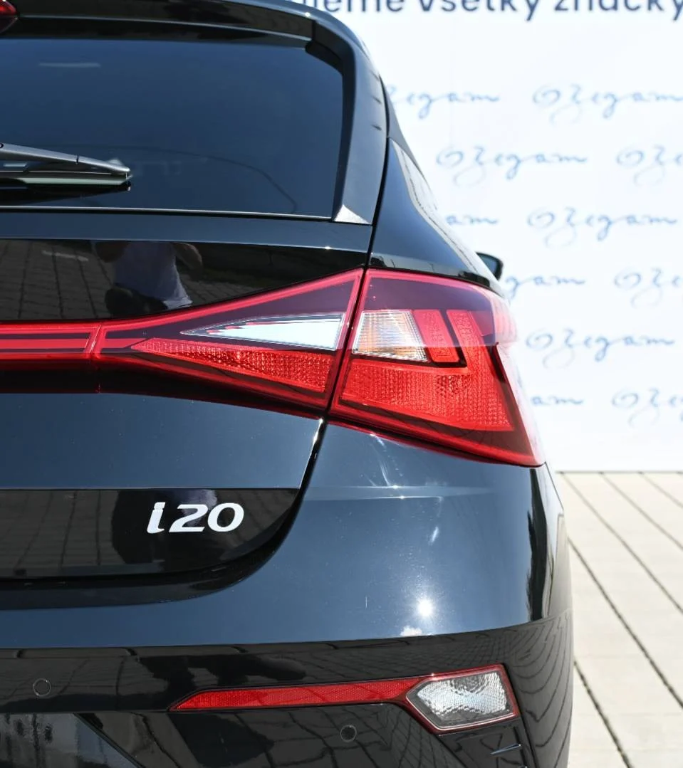 Hyundai i20 1.0 T-GDi Family | Begam Trnava