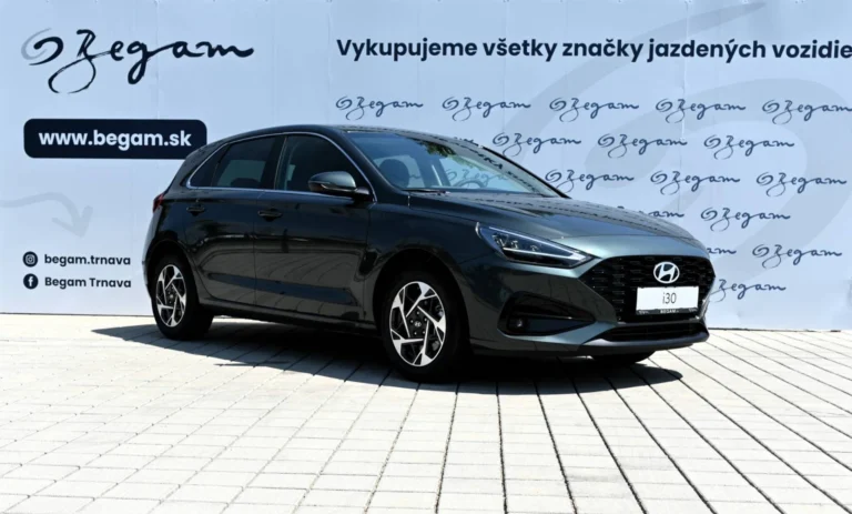 Hyundai i30 1.5 T-GDi mHEV Family DCT | Begam Trnava