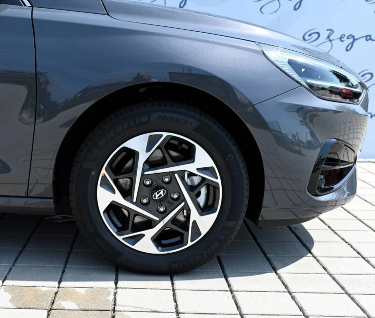 Hyundai i30 CW 1.5T-GDi MHEV, 7DCT, FAMILY, MY25, 103kW | Begam Trnava