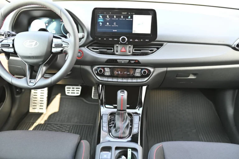 Hyundai i30 CW 1.6 T-GDi N Line DCT MY26 | Begam Trnava