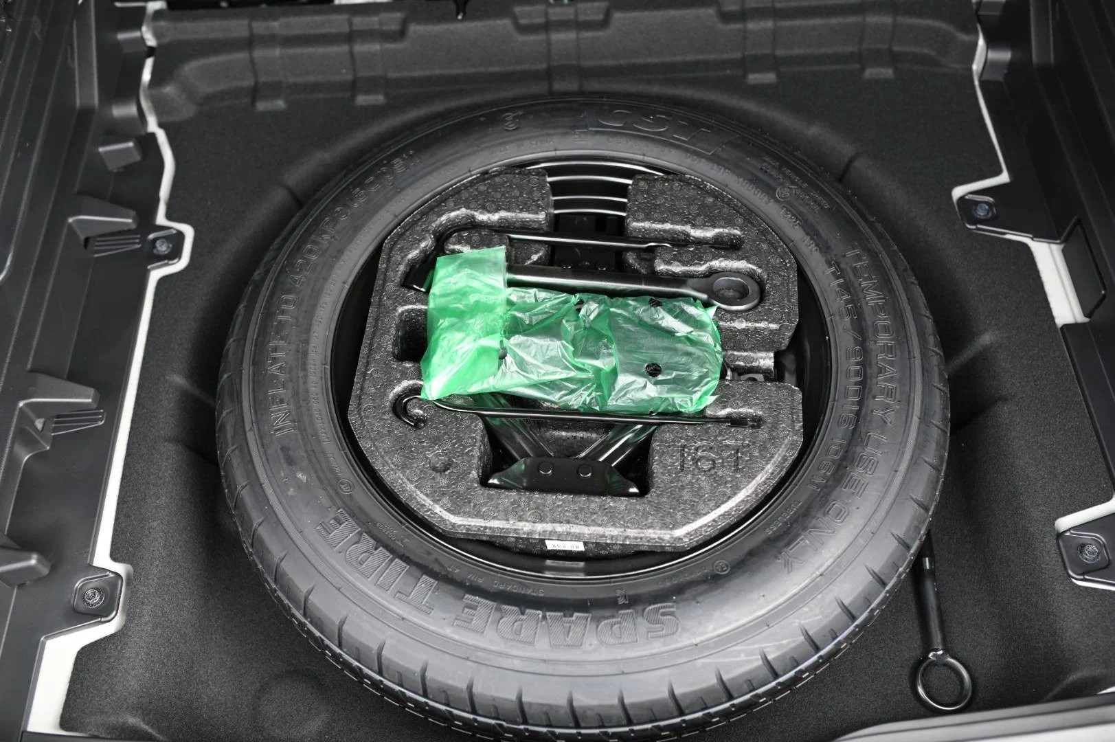 Hyundai Kona 1,0T-GDi Comfort MY25 | Begam Trnava
