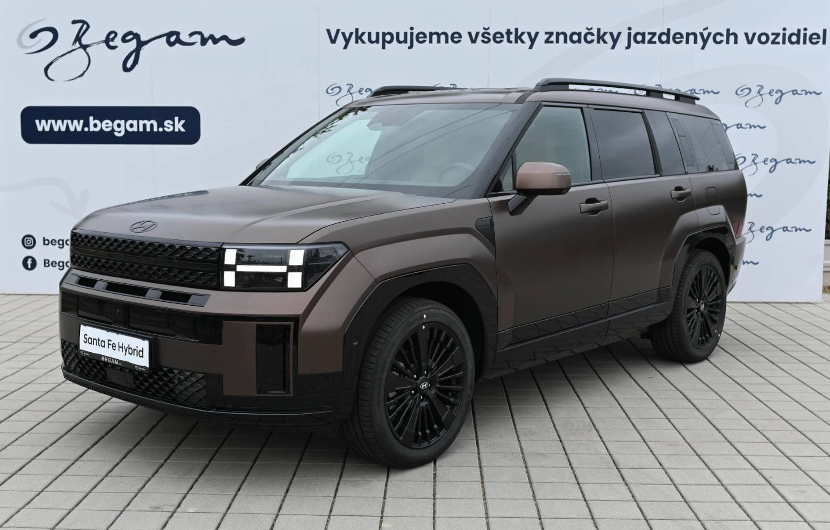 Hyundai Santa Fe CALLIGRAPHY 5S 4X4 1,6T-GDi HEV MY2026 | Begam Trnava