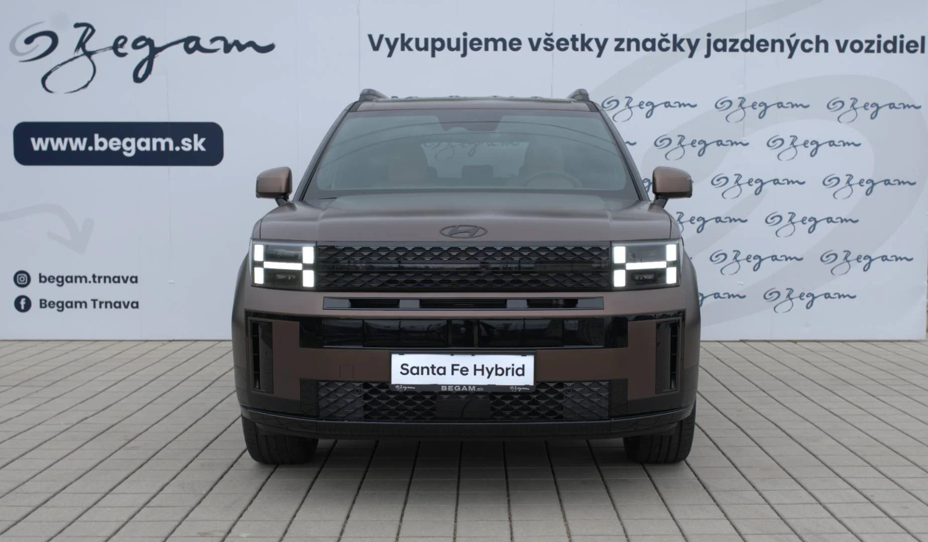 Hyundai Santa Fe CALLIGRAPHY 5S 4X4 1,6T-GDi HEV MY2026 | Begam Trnava