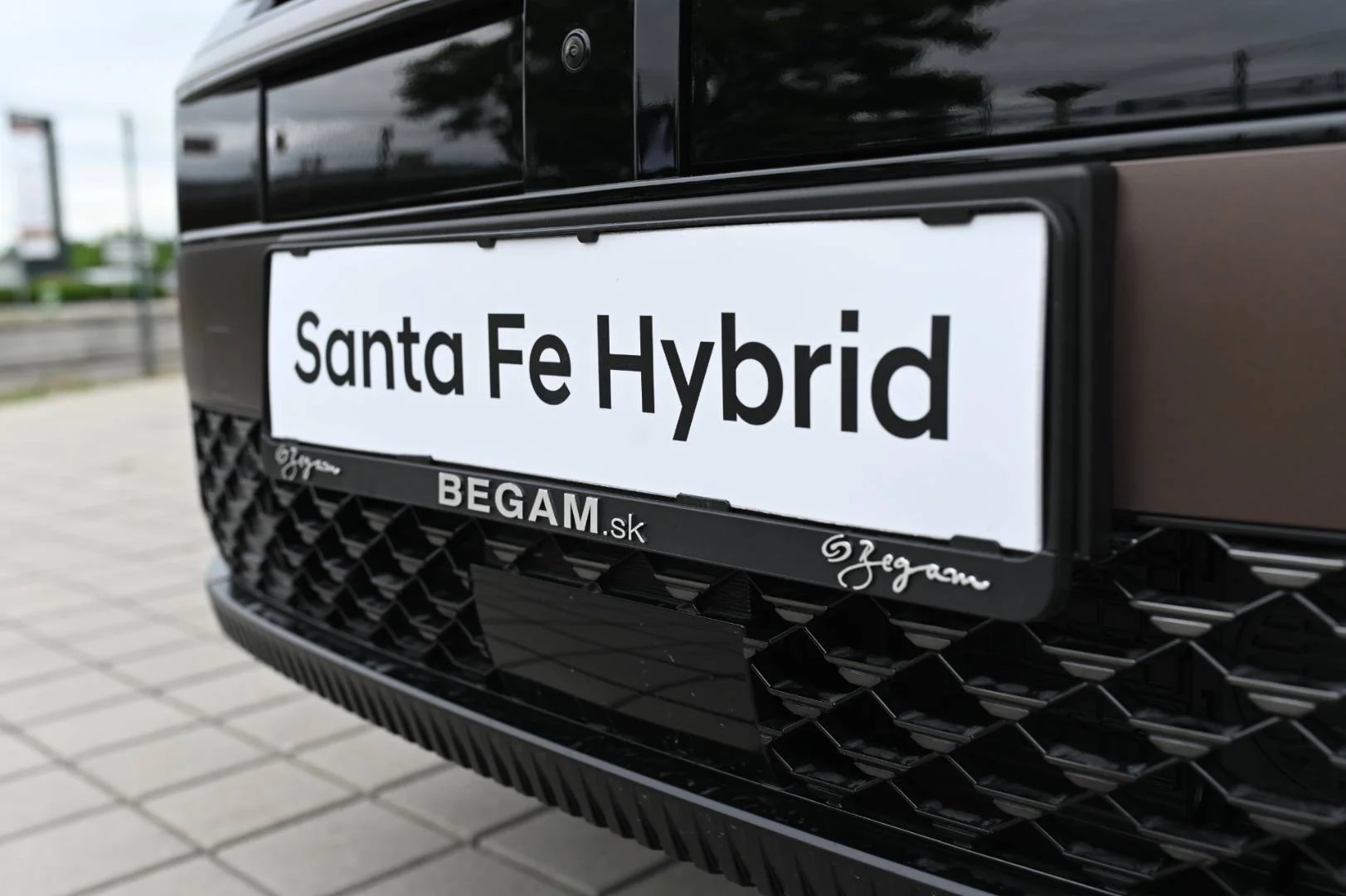 Hyundai Santa Fe CALLIGRAPHY 5S 4X4 1,6T-GDi HEV MY2026 | Begam Trnava