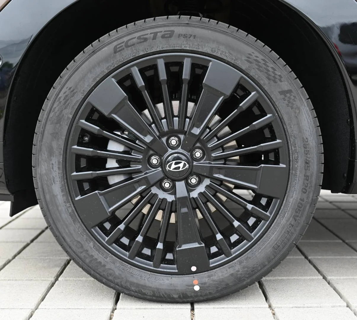 Hyundai Santa Fe CALLIGRAPHY 5S 4X4 1,6T-GDi HEV MY2026 | Begam Trnava