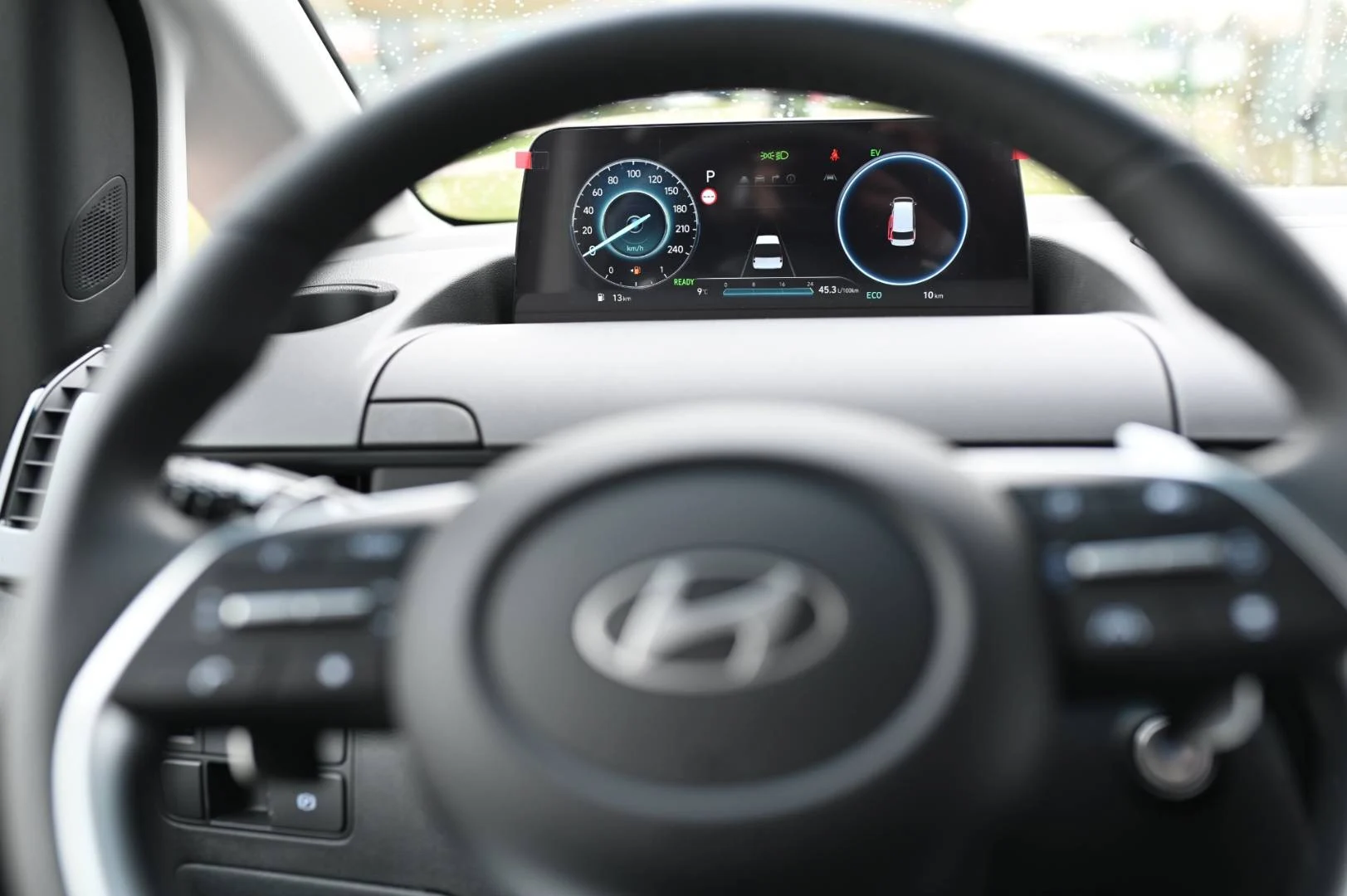 Hyundai Staria 1,6T-GDi HEV Premium 9S 4x2 6AT | Begam Trnava